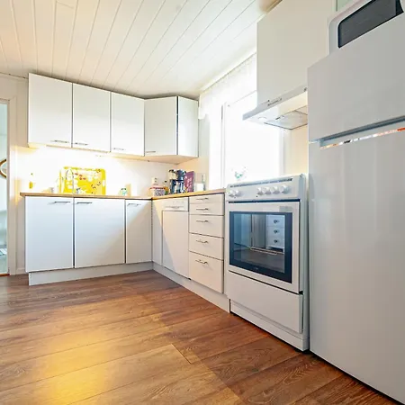 Holiday home Koselig Lite Hus Ved Nonstinden, *