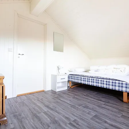 Koselig Lite Hus Ved Nonstinden, Ballstad