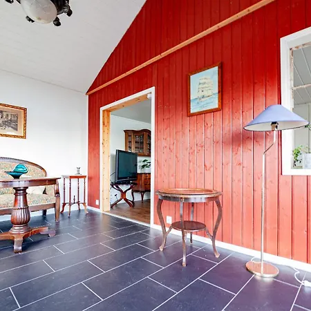 Koselig Lite Hus Ved Nonstinden, *